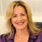 רו'ח איריס שטרק - מייסדת ושותפה מנהלת בפירמת שטרק את שטרק רואי חשבון - מרצה בקורס דירטורים ונושאי משרה בכירה